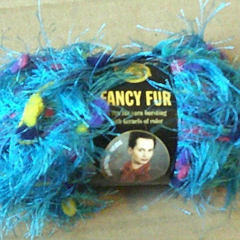Lion Brand Fancy Fur Yarn 1.75 oz Tropical Turquoise Lot Of 3 Knit Crochet Craft
